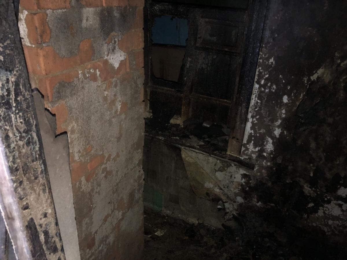В сгоревшем доме обнаружены тела двух жителей Саратовской области