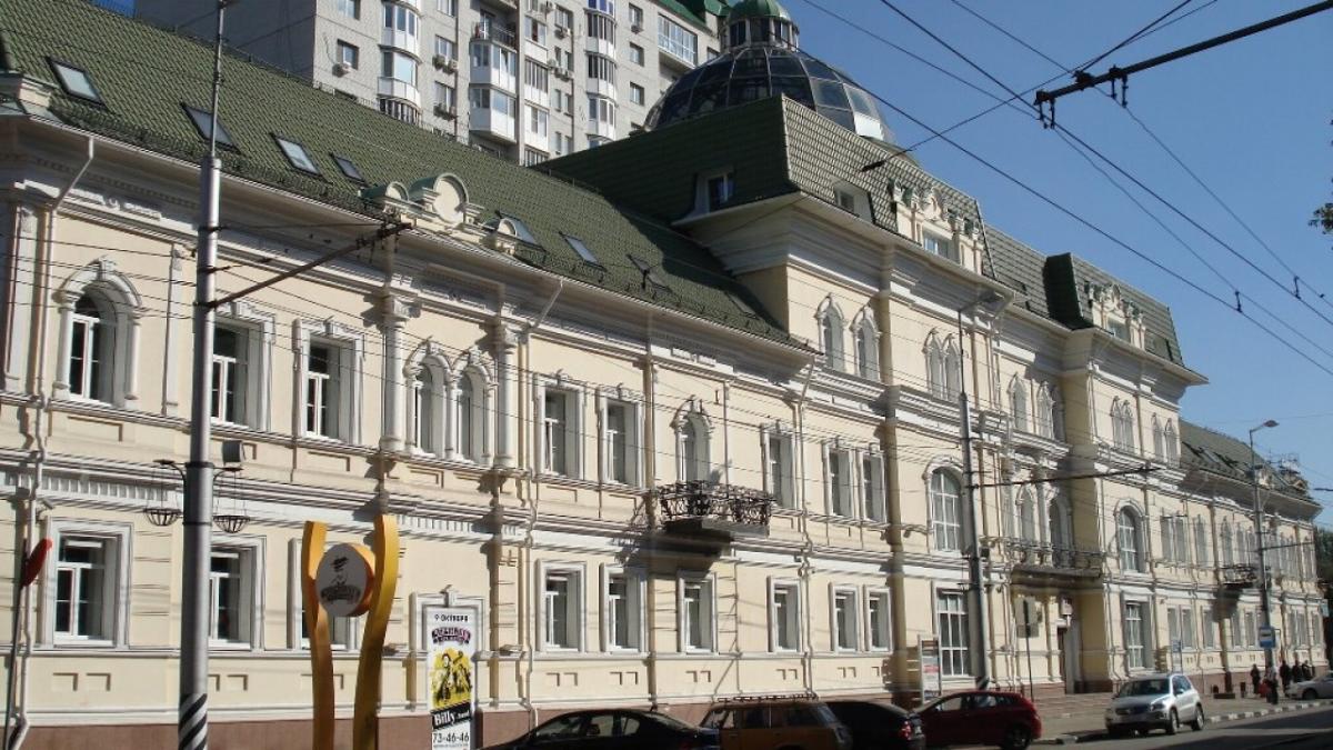 В Саратове здание галереи «Каштан» перейдет государству по суду