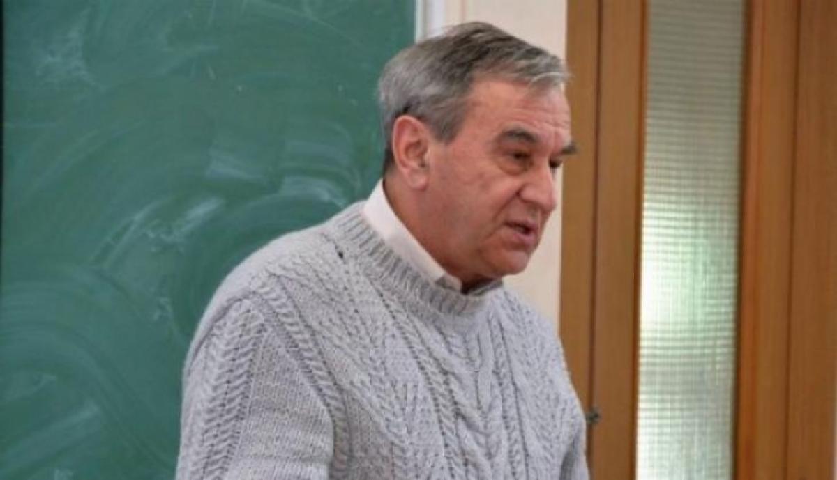 Почему в Саратове низкие зарплаты, а денег хватает только на еду: комментарий политолога Александра Пантелеева