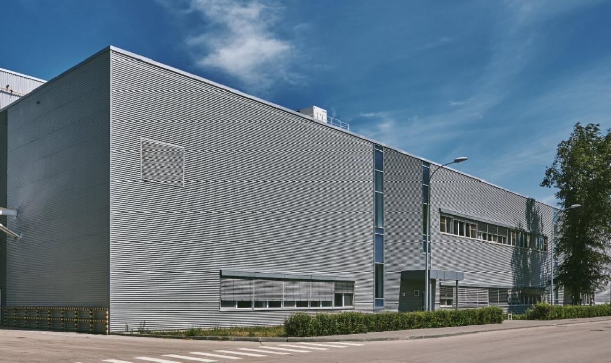 На бывшем иностранном заводе в Энгельсе сотрудники зарабатывают более 120 тысяч 