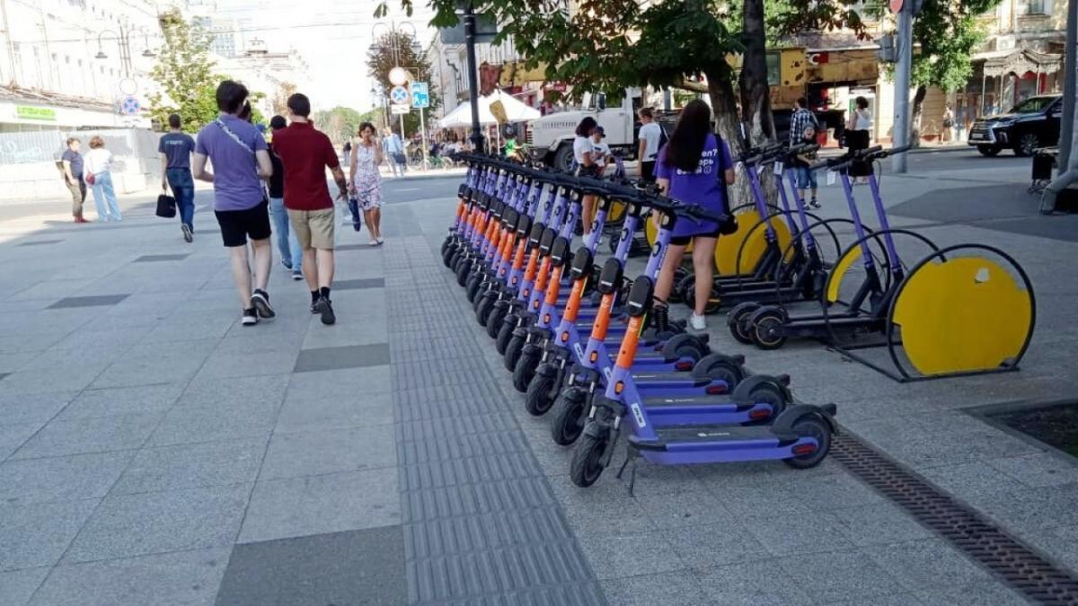 В Саратове с проспекта Столыпина убрали электросамокаты