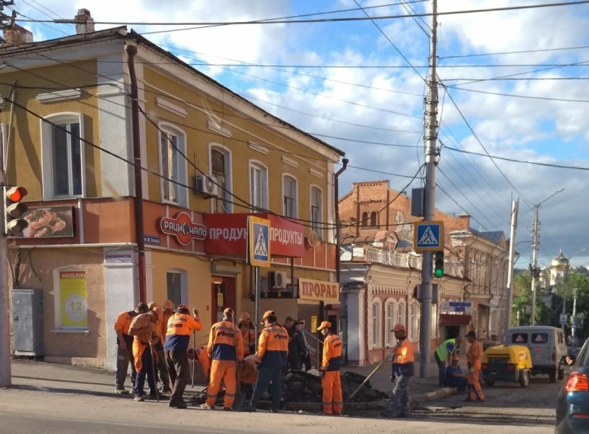 Строительство дорог в Саратове – власти заподозрили коммерсантов в фиктивной сделке