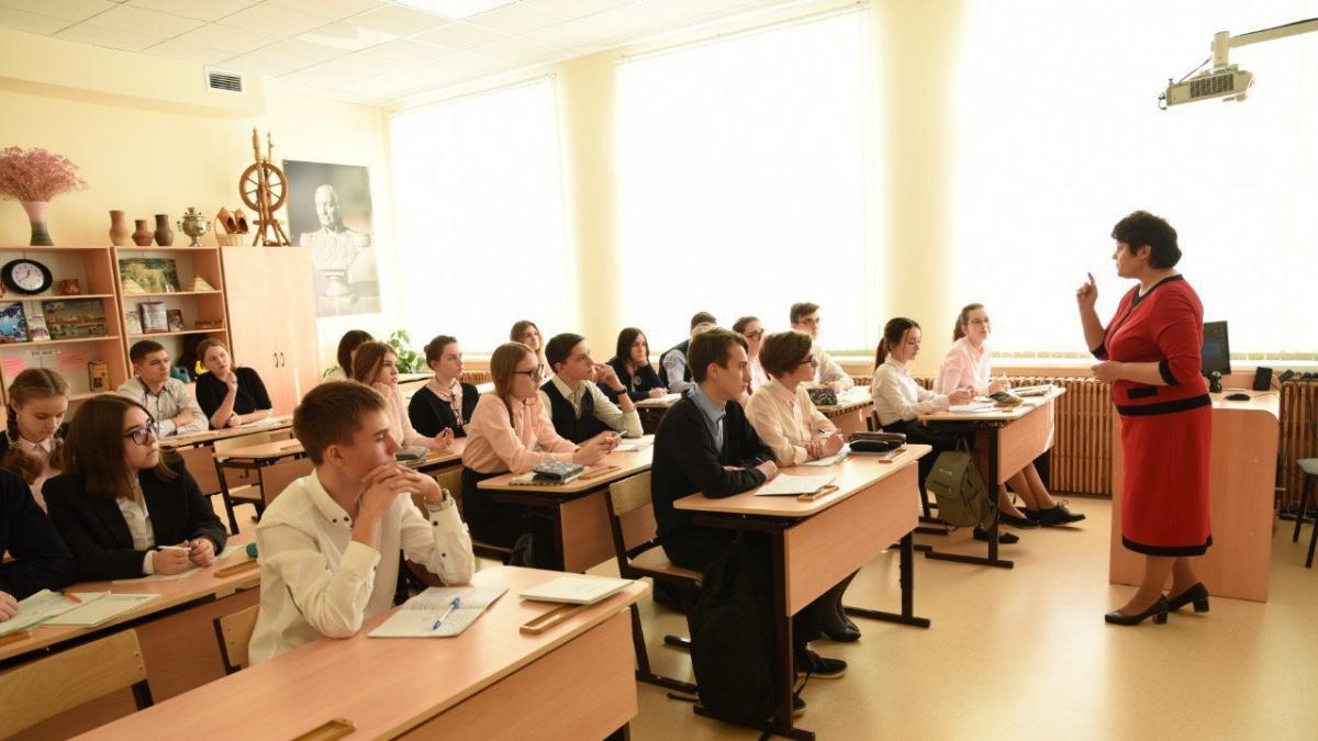 Указ подписан. 10 бюджетных профессий ждет надбавка от государства в октябре