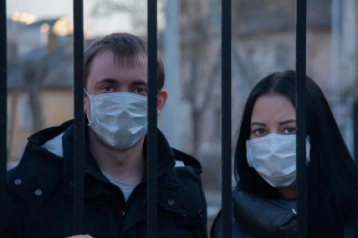 «Нужно запретить обслуживать покупателей без масок»: Валерий Радаев напомнил об ограничениях, которые никто не отменял