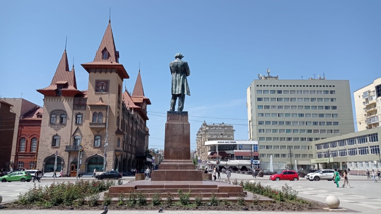 В Саратове снесут аварийный дом на Вольской ради сквера