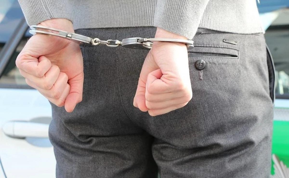 В Саратове задержан подозреваемый в налетах на офисы микрофинансирования