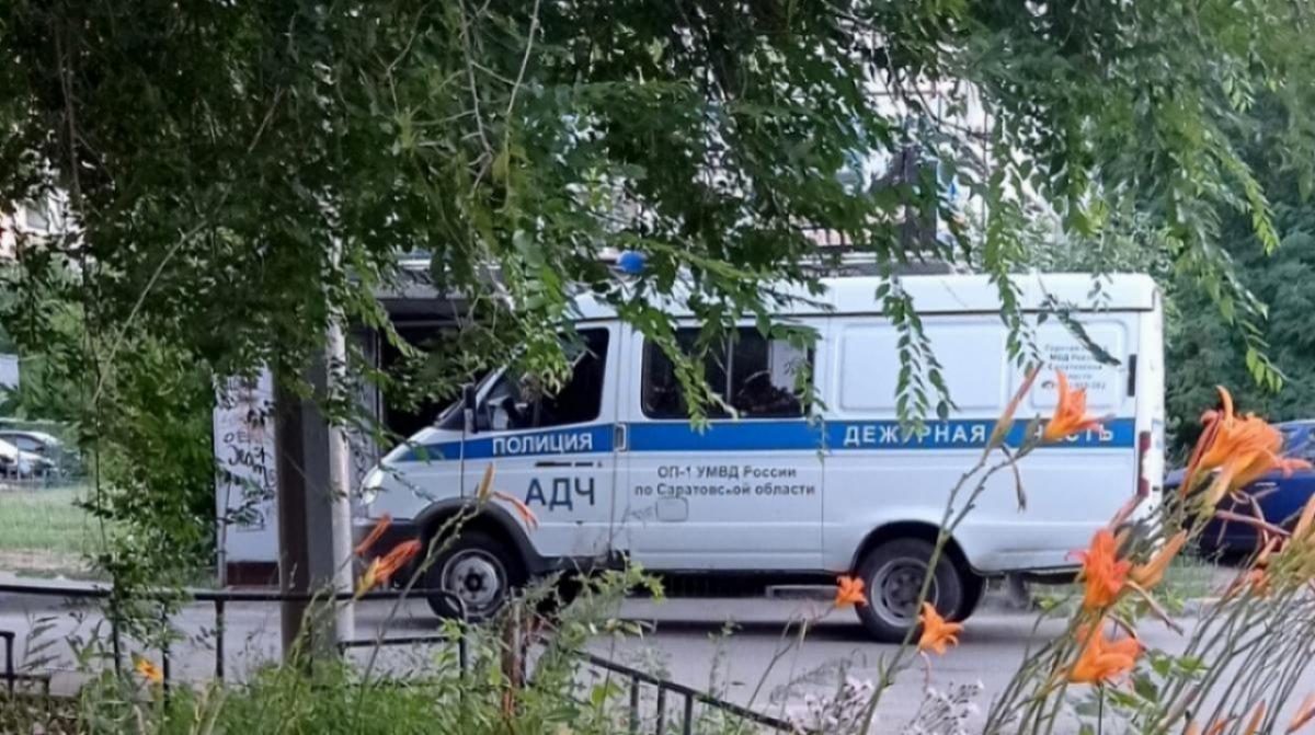 В Саратове и Энгельсе прошла эвакуация учебных заведений 