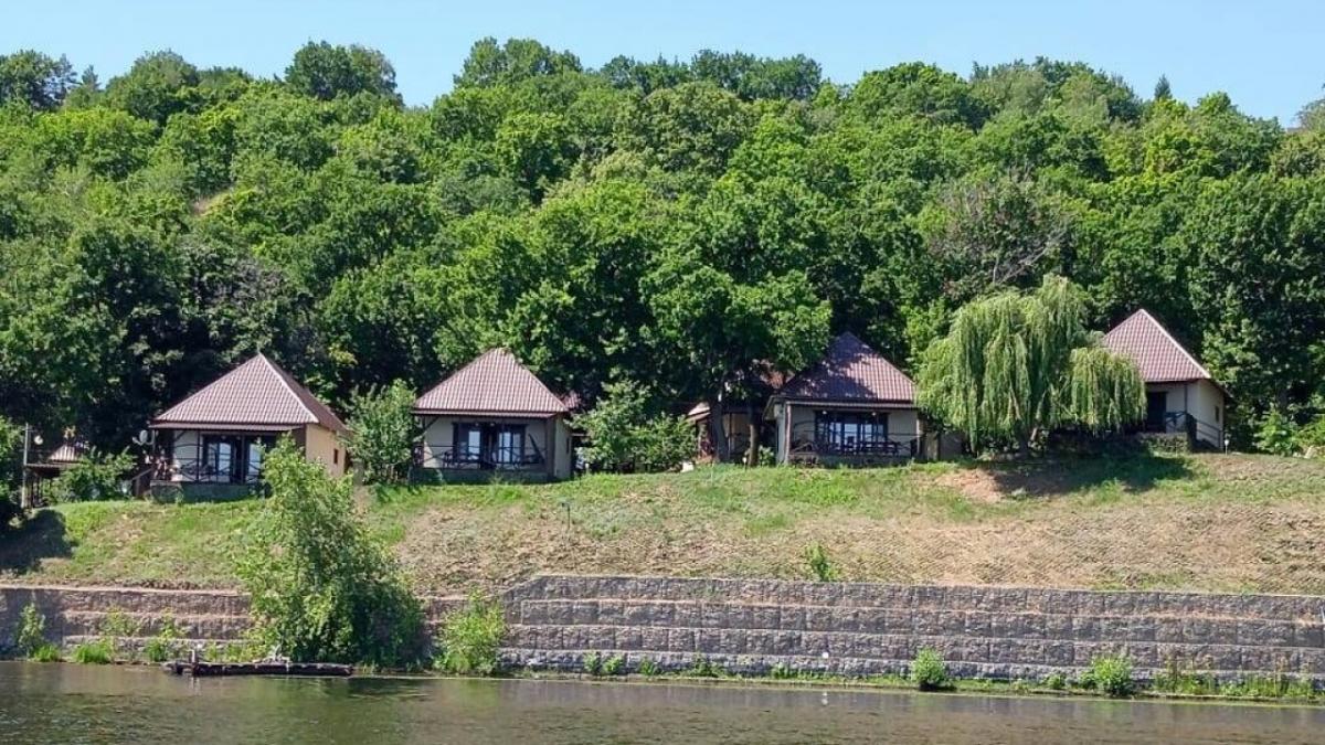 Замминистра культуры предложил развивать глэмпинги в Саратовской области