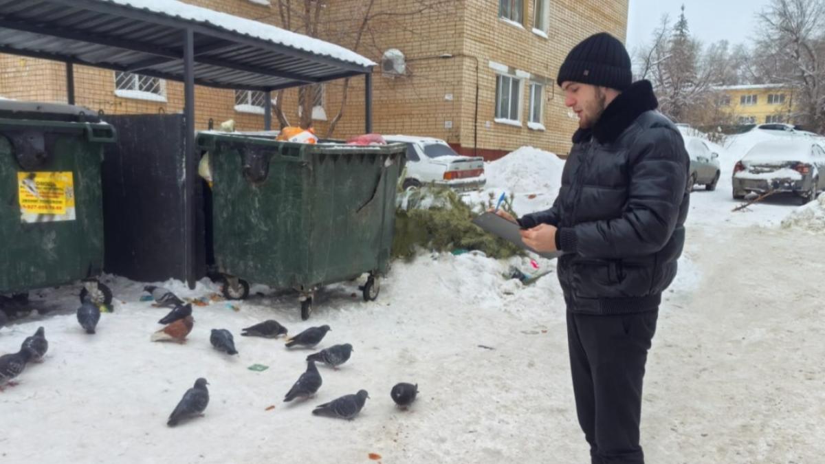 Рейд комитета ЖКХ выявил нарушения на контейнерных площадках Саратова