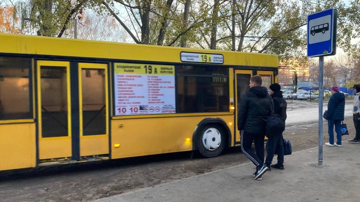 В Саратове заработали 3 субсидируемых автобусных маршрута вместо трамваев