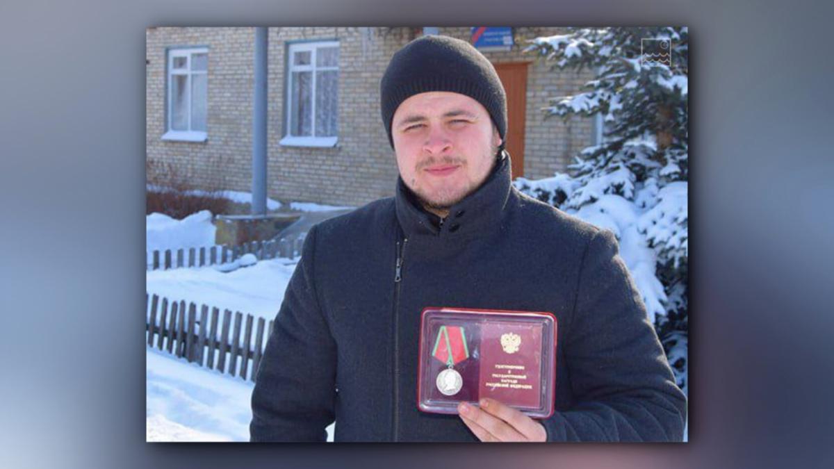 26-летнего участника спецоперации из Саратовской области наградили медалью Суворова