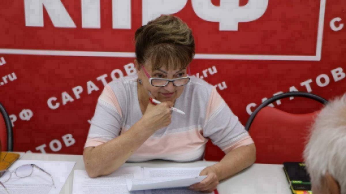 Алимова получила ответ о задержках зарплаты саратовским учителям