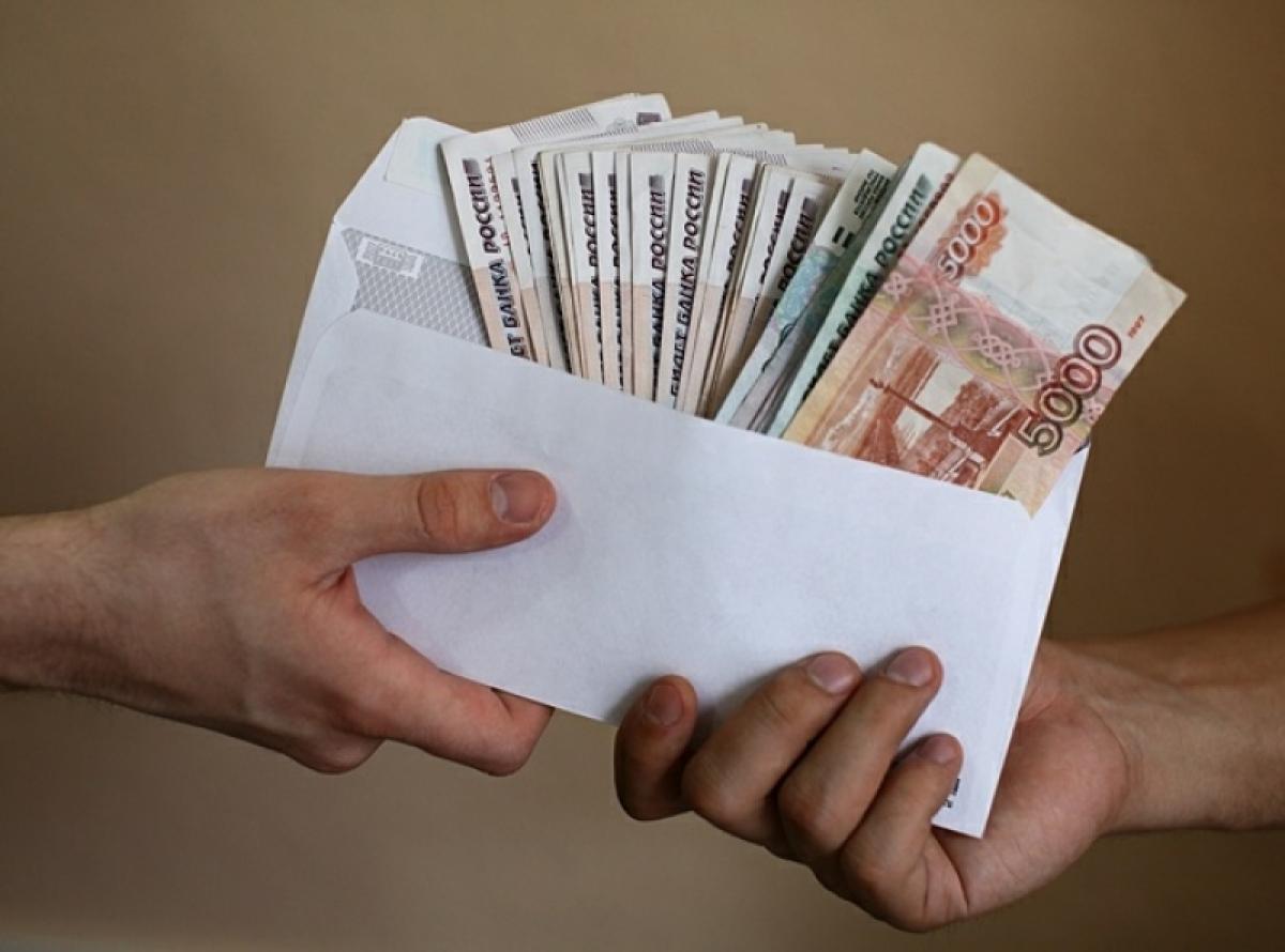 Совокупный размер «серых» зарплат в России оказался сопоставим с федеральным бюджетом