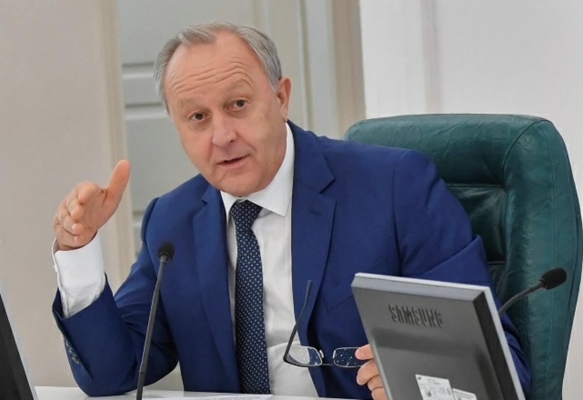 Федеральное СМИ оценило шансы скорой отставки губернатора Валерия Радаева