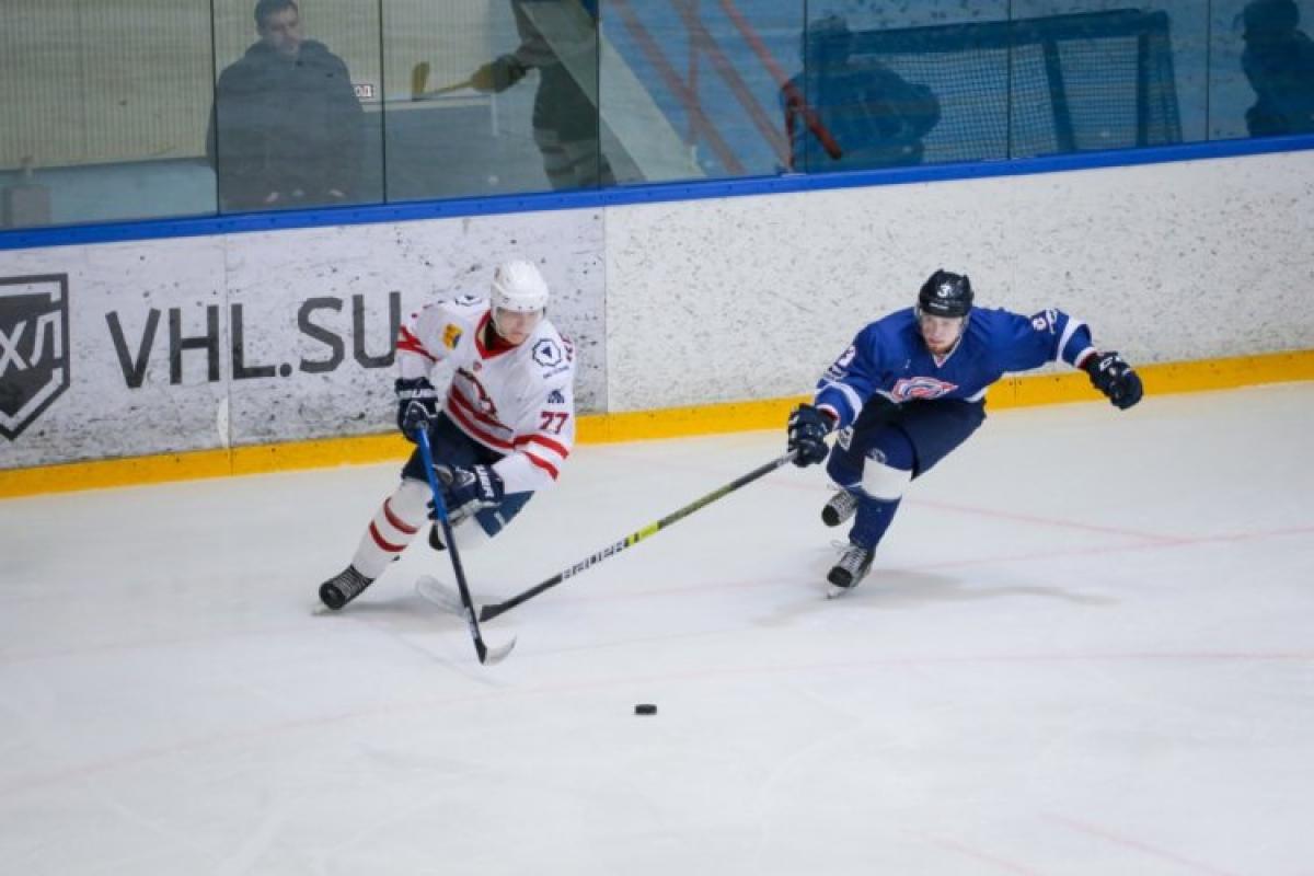 «Кристалл» крупно обыграл ХК «Чебоксары» в матче первенства ВХЛ