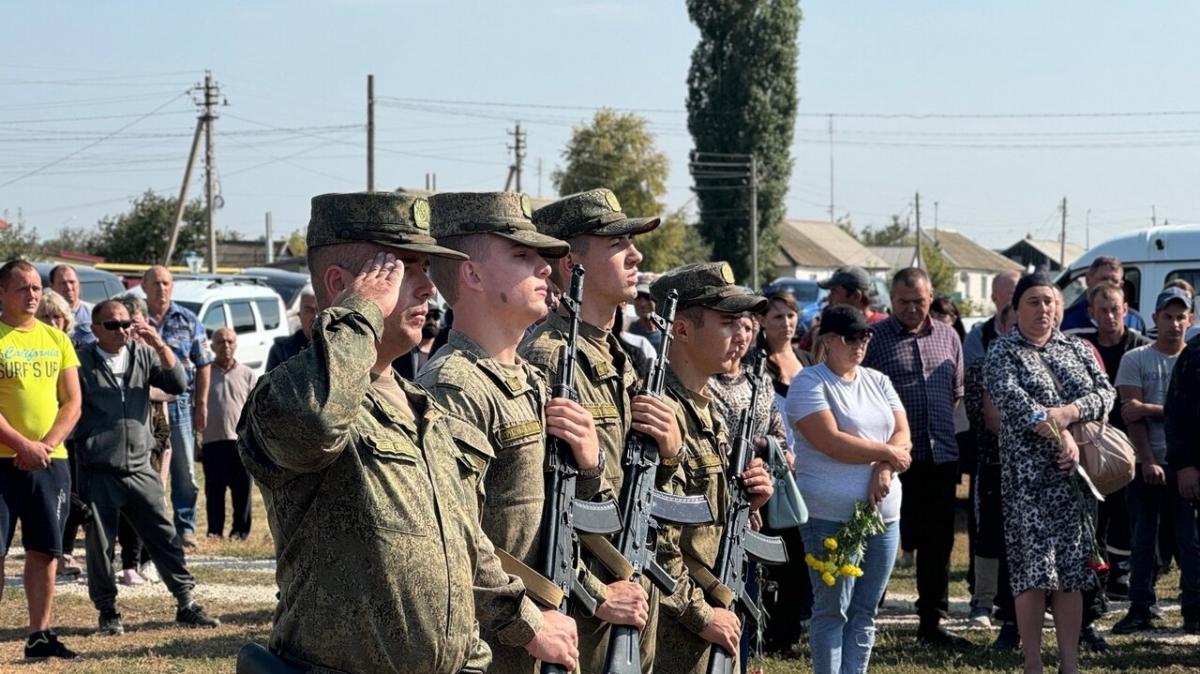 Военный из Саратовской области Артем Макеев погиб на СВО