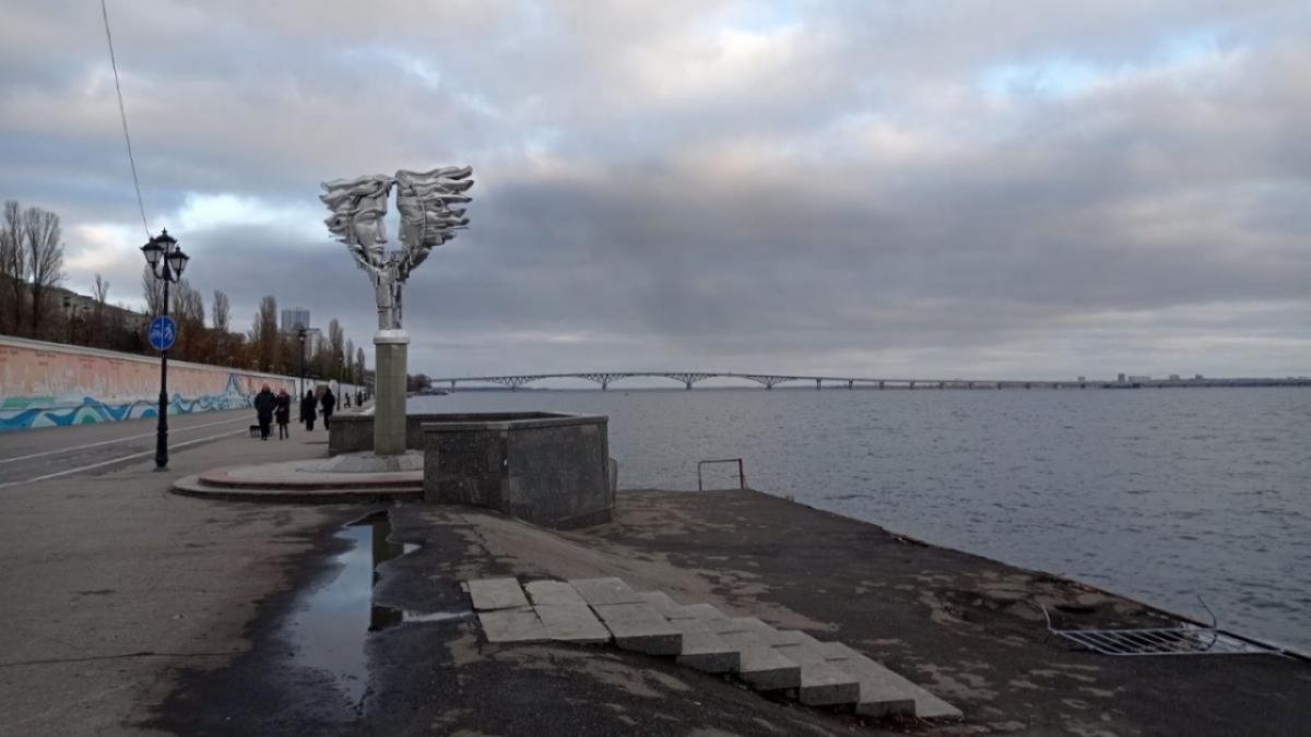 Ночью в Саратовской области сбили два БПЛА самолетного типа