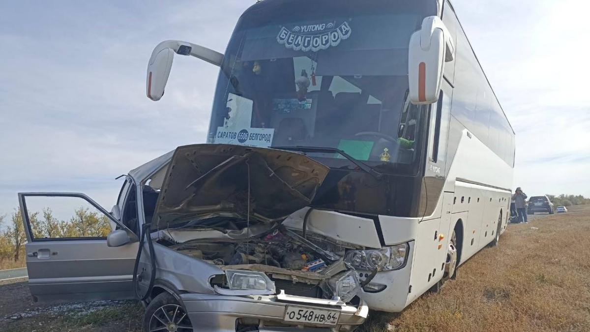 1 человек погиб в ДТП с участием автобуса «Саратов-Белгород»