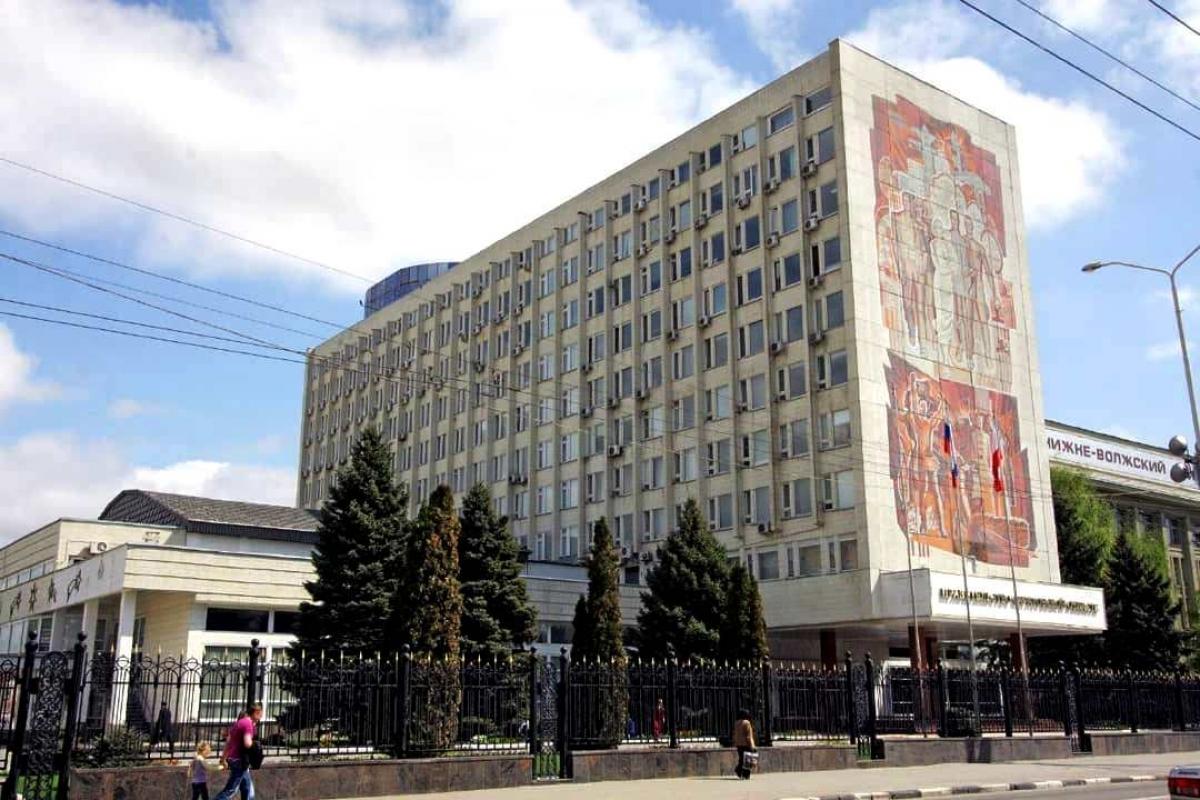 Саратовские власти прокомментировали приостановку работы 2-х крупных предприятий