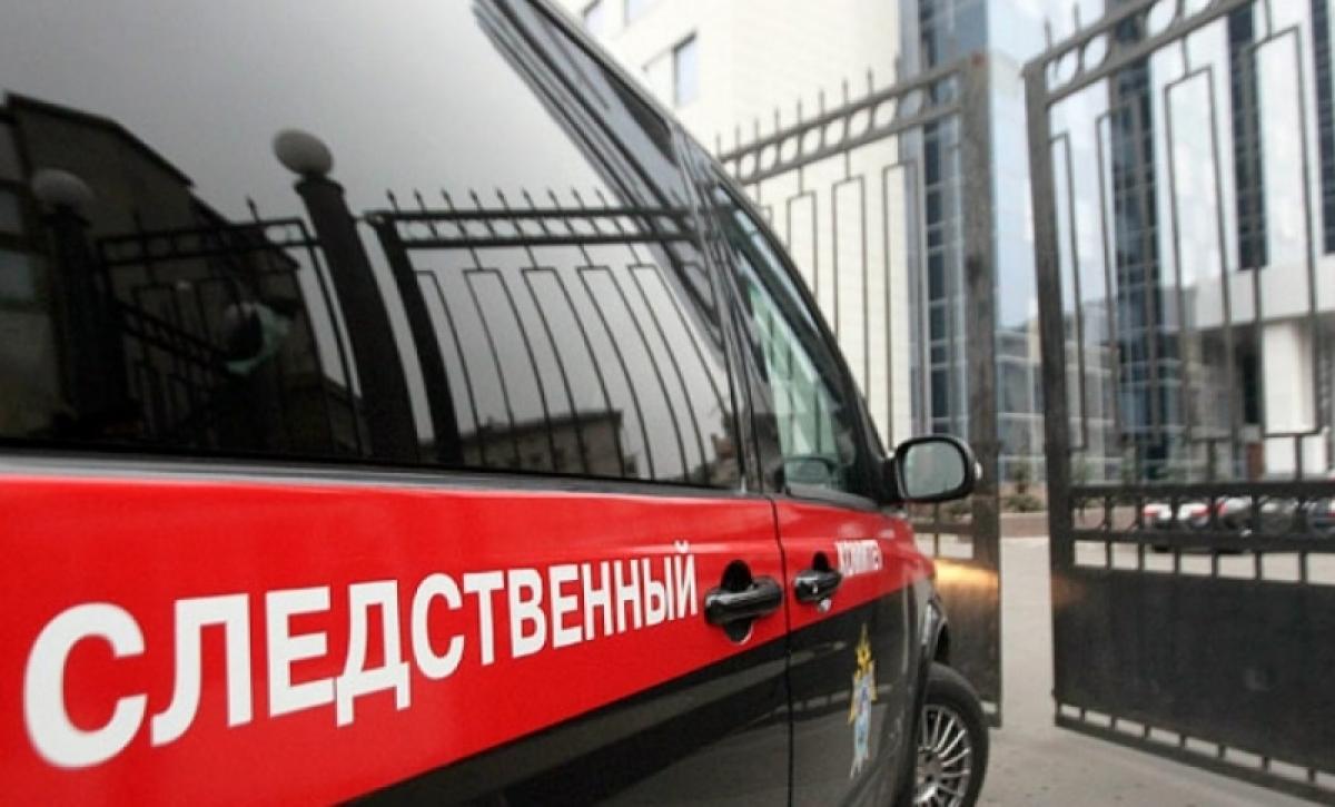 В Саратове приставы нашли два трупа в квартире, откуда планировали выселить жильца