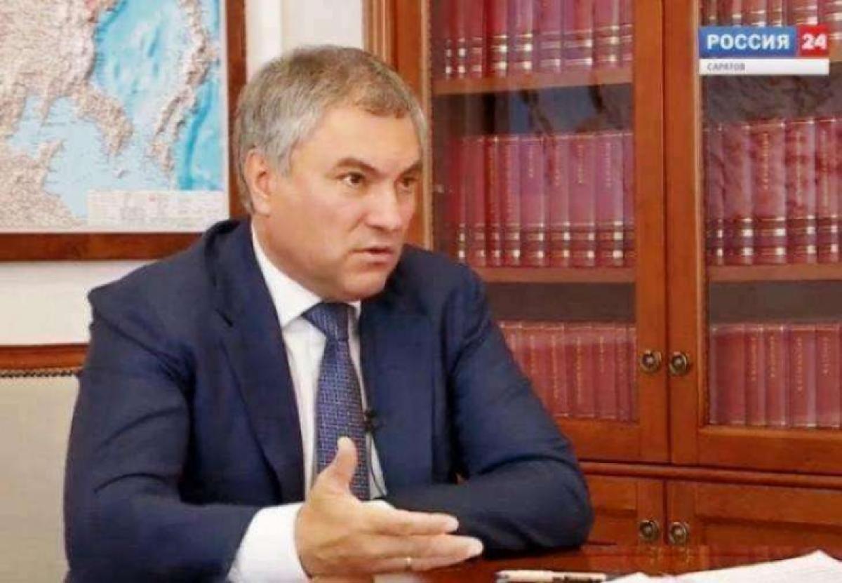 «Кремлевский безбашенник»: «заходами» на Конституцию Володин пытается вернуть утраченное влияние