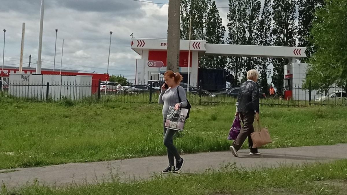 Как заправиться бензином в Саратове и Энгельсе без очереди – последние новости