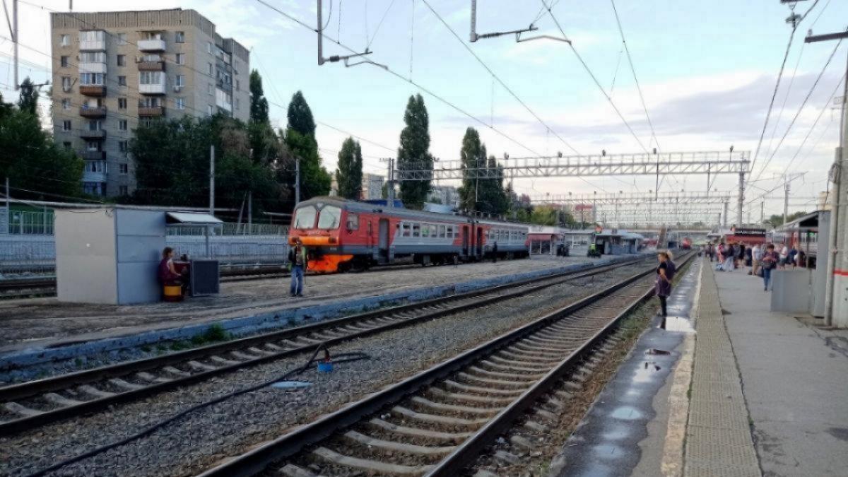 Саратовчанка после наезда поезда госпитализирована в тяжелом состоянии