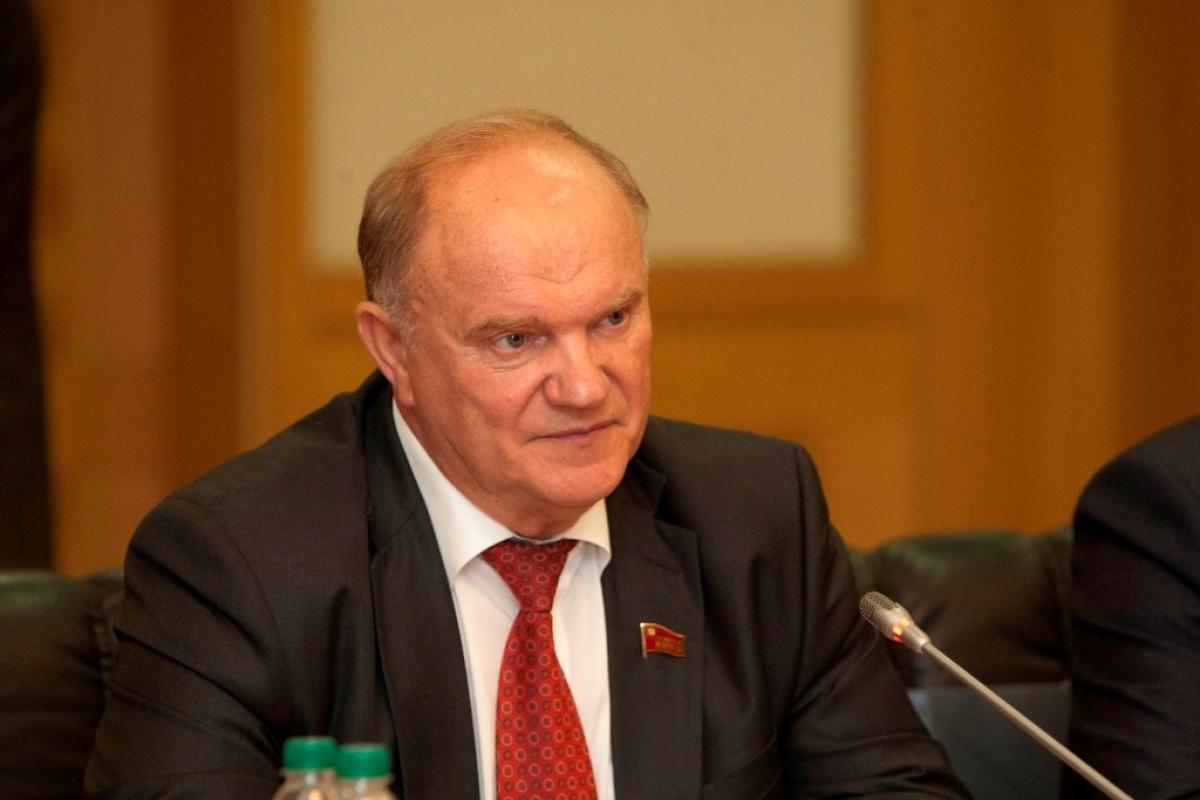 «Люди вам - не новая нефть»: депутат Госдумы о введении налога на движимое имущество