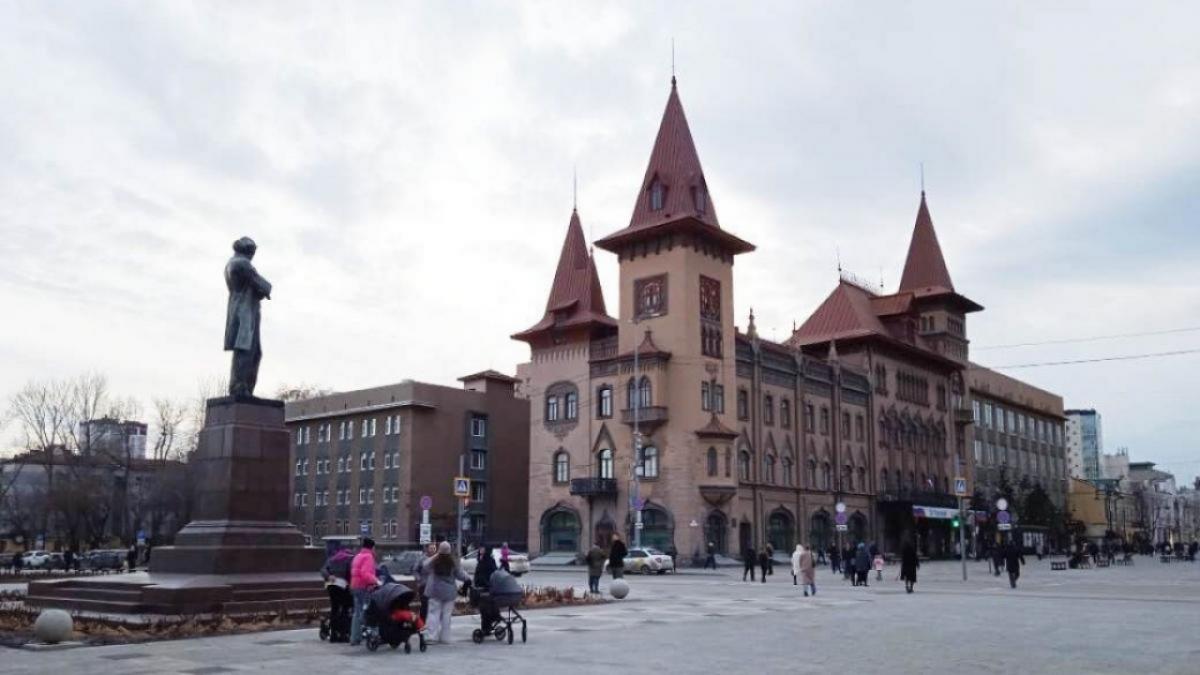 В Саратове депутаты изменят требования к рекламным конструкциям