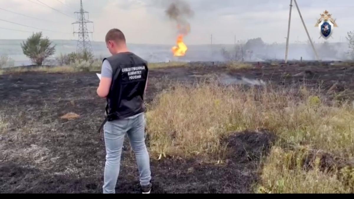 СК проводит проверку по взрыву газопровода в Татищевском районе