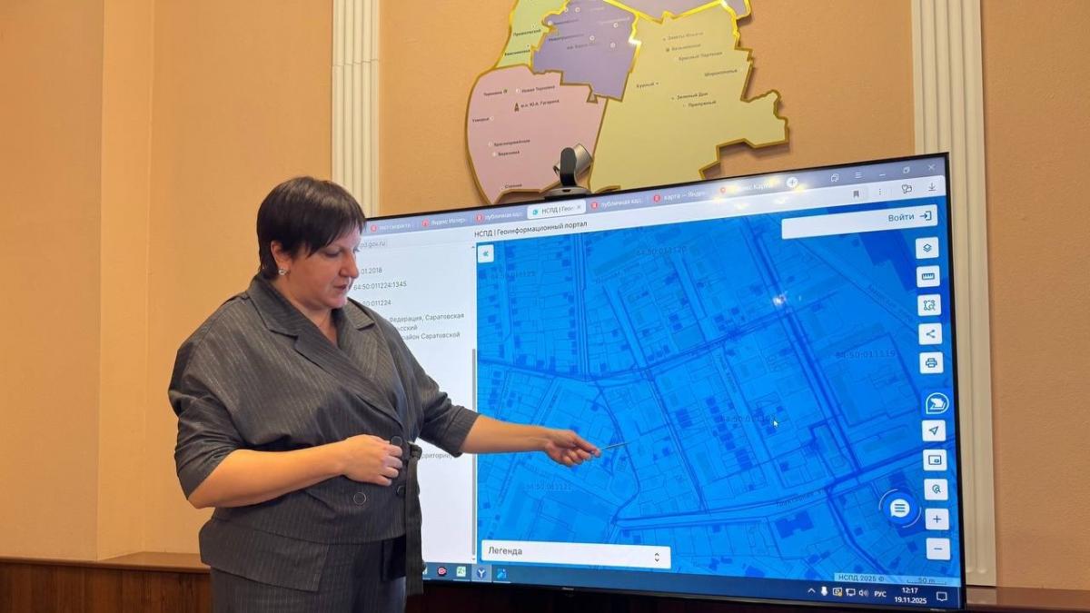 Власти Энгельса рассказали о видах на землю после сноса аварийных домов