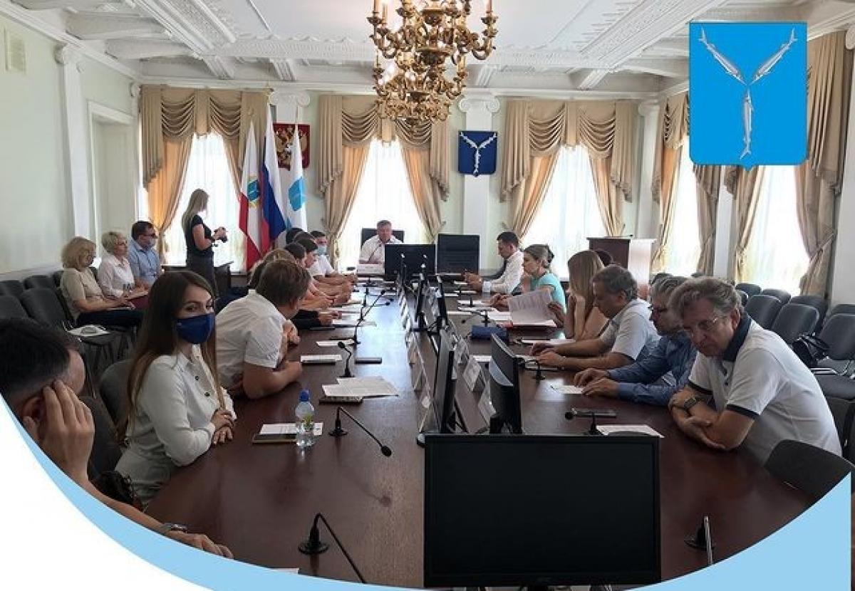 «Представители бизнес-сообщества готовы помогать в развитии комфортной городской среды»: Исаев встретился с предпринимателями