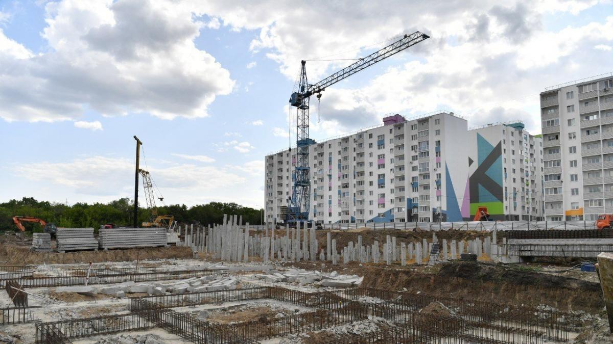 В Городских просторах 1 сентября откроется школа на 825 мест с бассейном