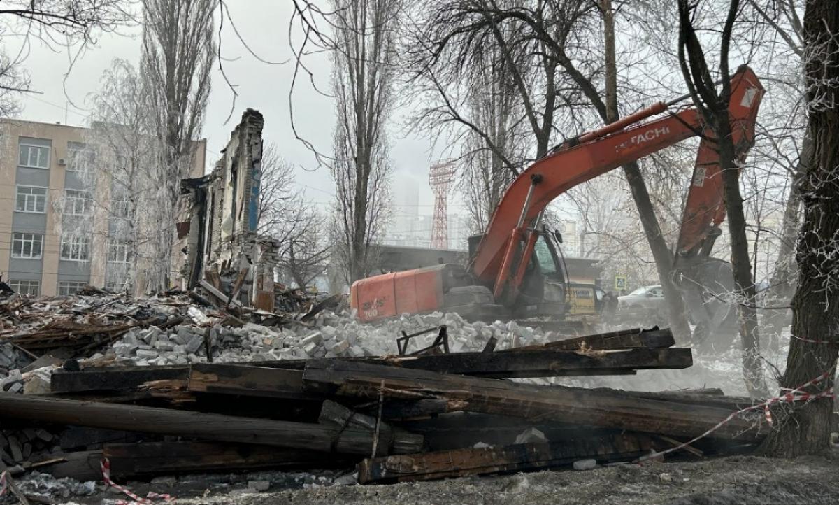 Мокроусова постановила снести два многоквартирных дома в Саратове 