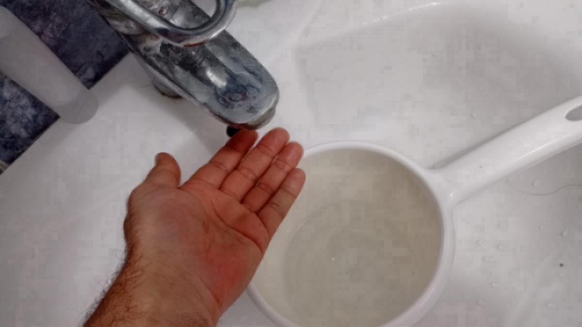 В Саратове до полуночи отключили холодную воду на трех улицах