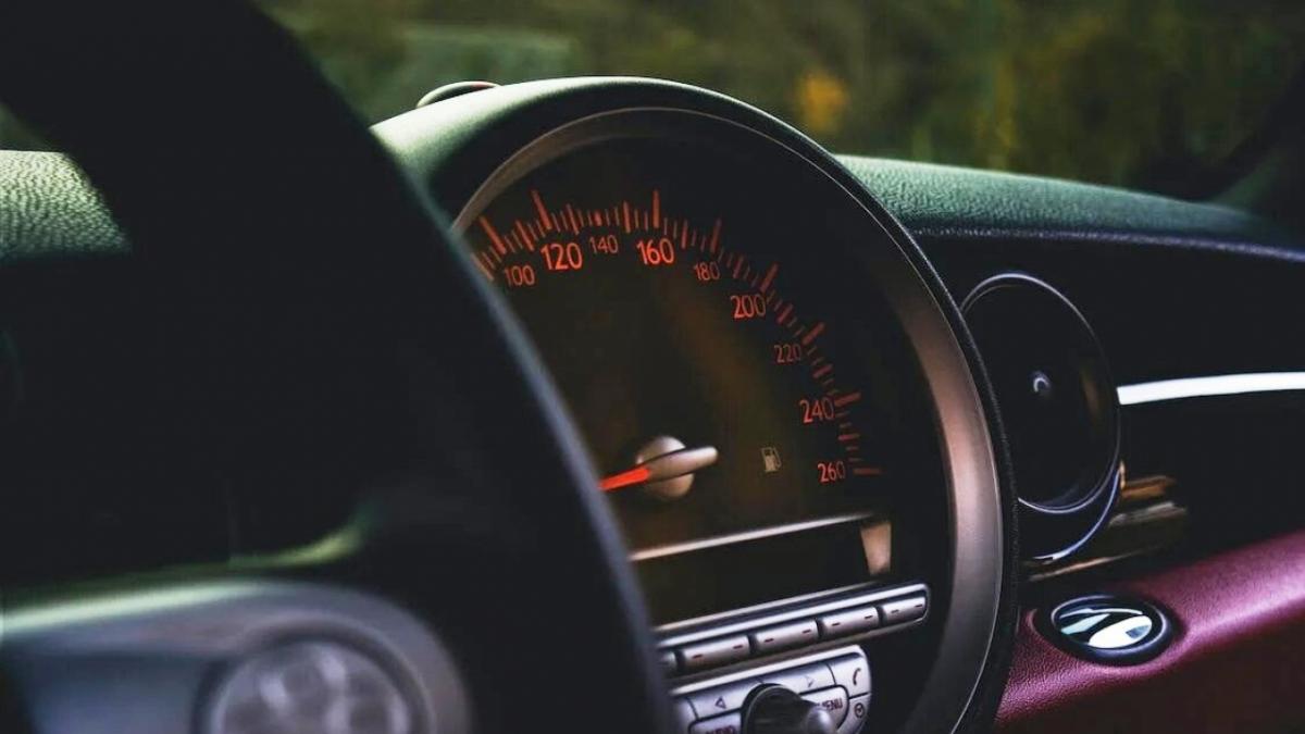 Еще одному саратовскому депутату Госдумы ищут «Ладу» для поездок