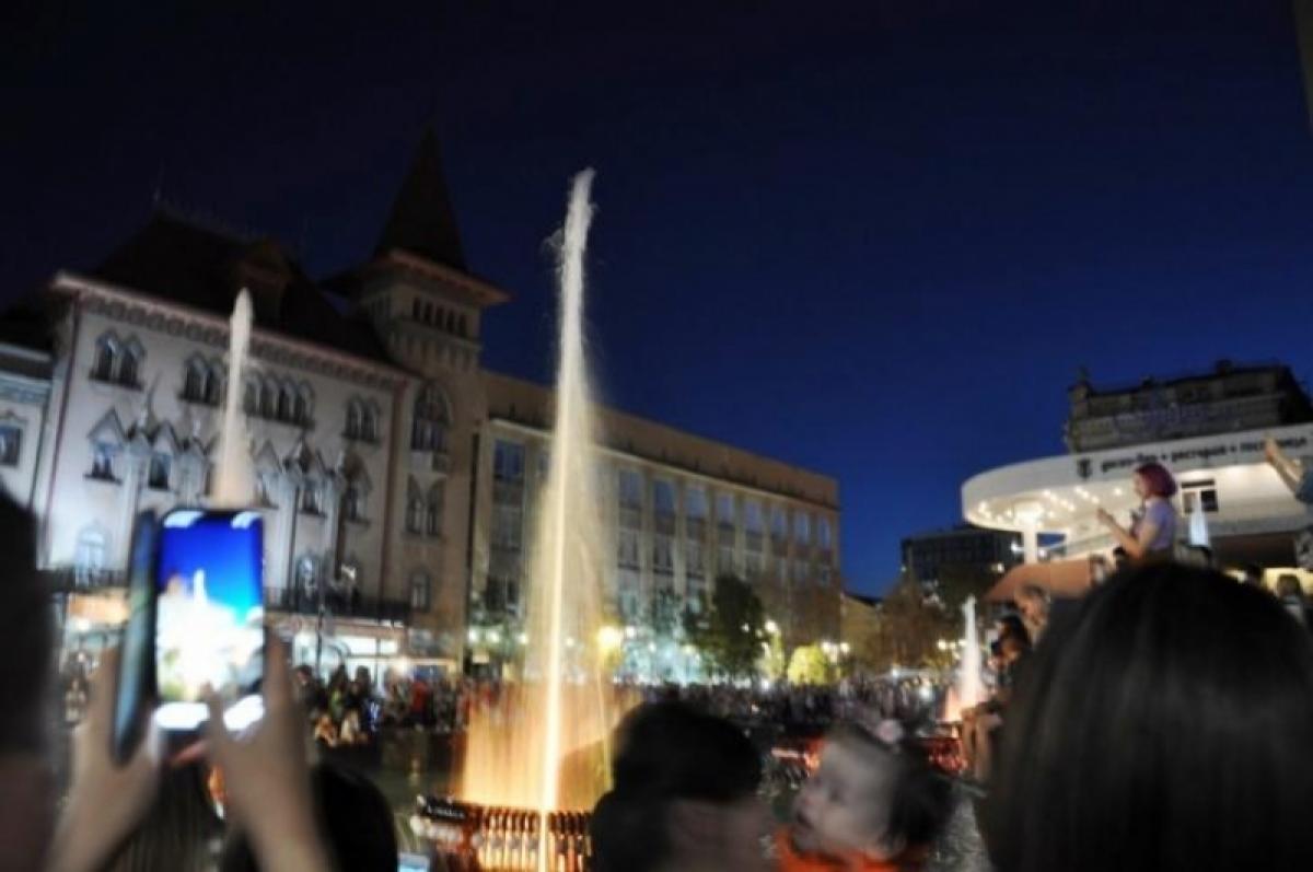 Александр Ермишин о массовой церемонии открытия фонтана в Саратове: налицо двойные стандарты