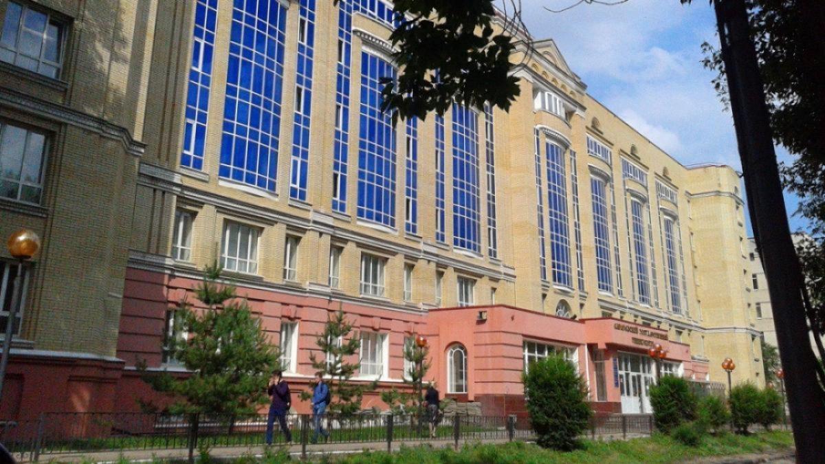 Стало известно, как саратовским школьникам поступить в вуз без конкурса