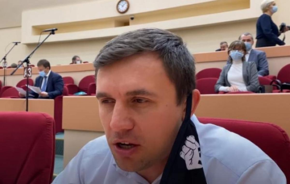 Бондаренко объявил, что за экстремизм его снимают с выборов в Государственную думу