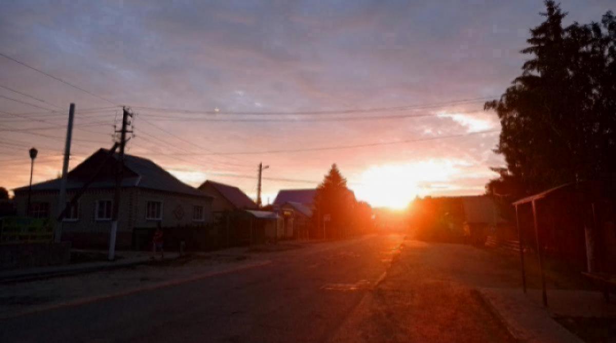 Атака БПЛА: в МЧС попросили жителей Саратова отойти от окон