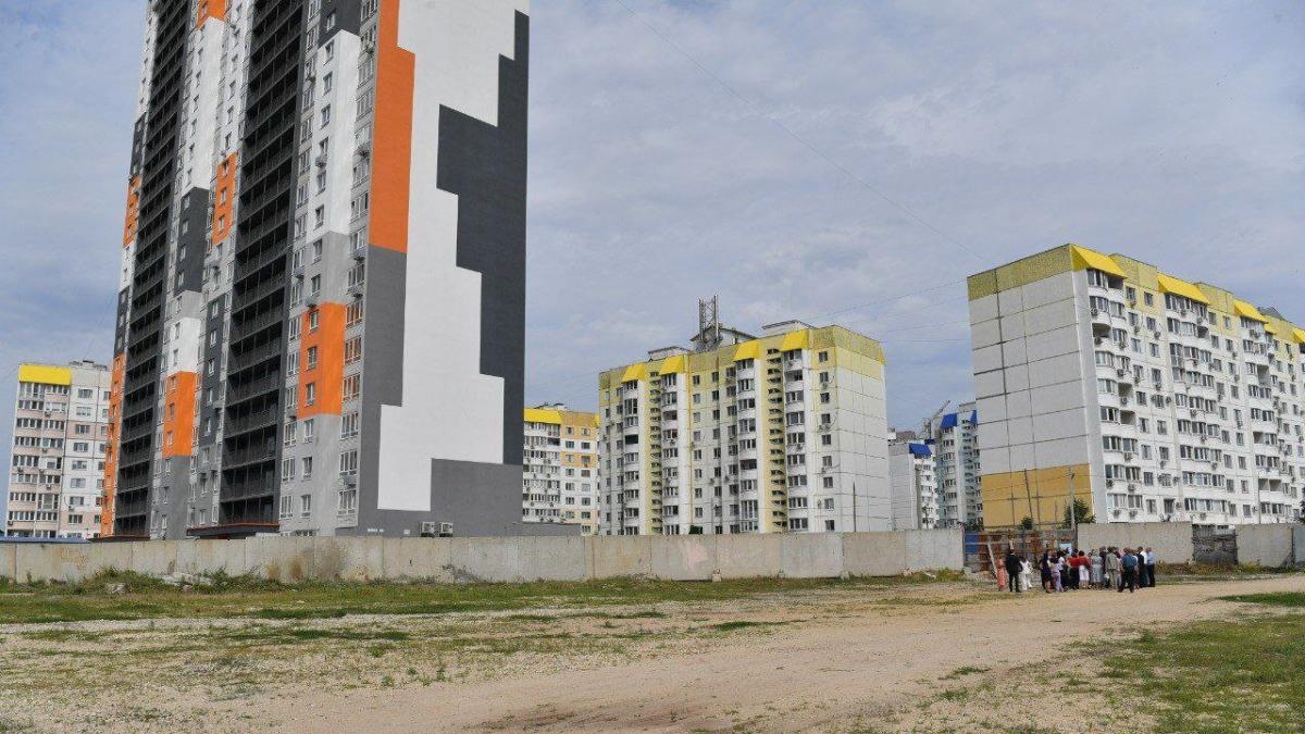 В Саратовской области дворы отремонтируют к 1 ноября за 2 млрд