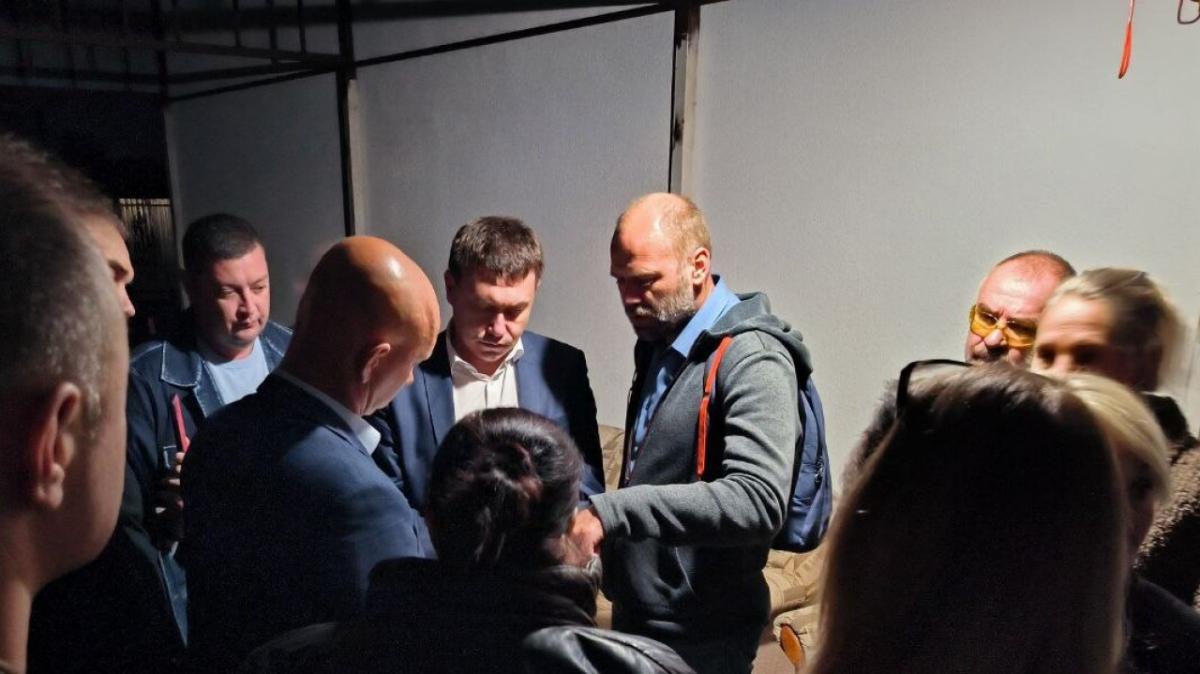 Мигачев поручил пустить автобус к домам многодетных на Кумысной поляне