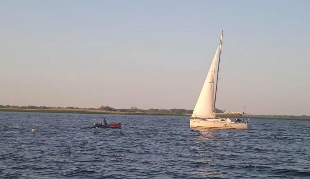 Власти Саратова высказались о местах для частных катеров и яхт на набережной