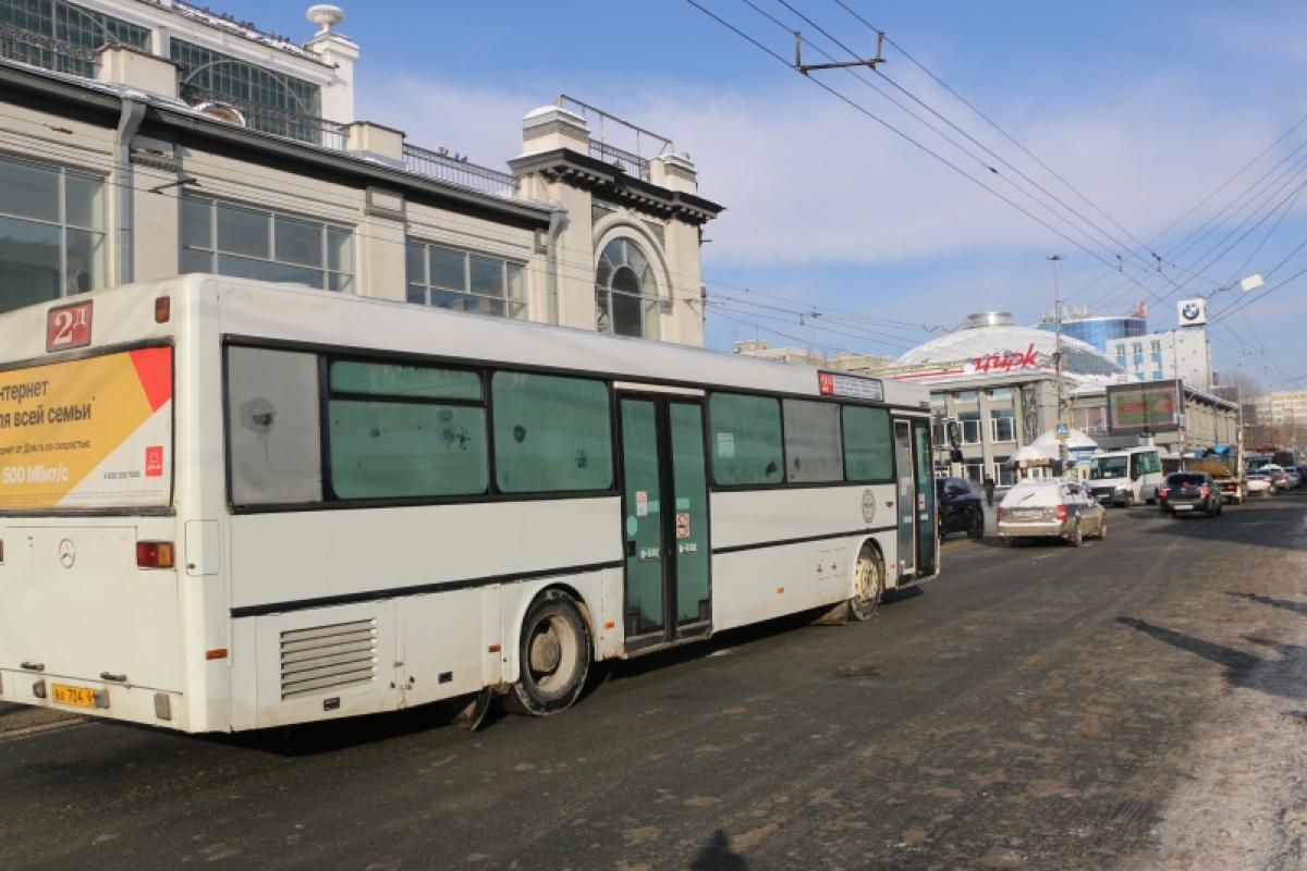 Молодогвардейцы обнаружили, что в общественном транспорте Саратова не объявляют остановки