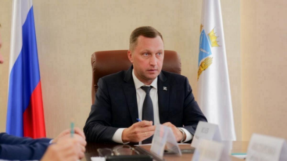 Бусаргин: в Саратовской области стартовала осенняя высадка деревьев