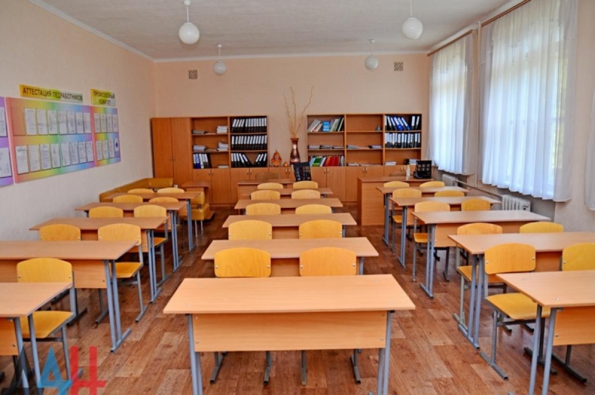 Министерство образования оценило вероятность перехода саратовских школ на дистанционное обучение