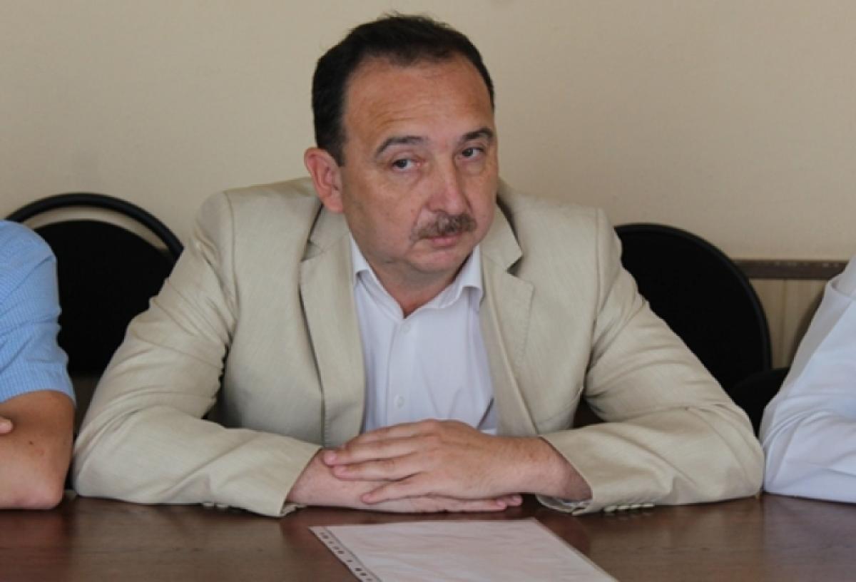 Радаев уволил с должности чиновника, отвечавшего за инвестиционные проекты в строительстве