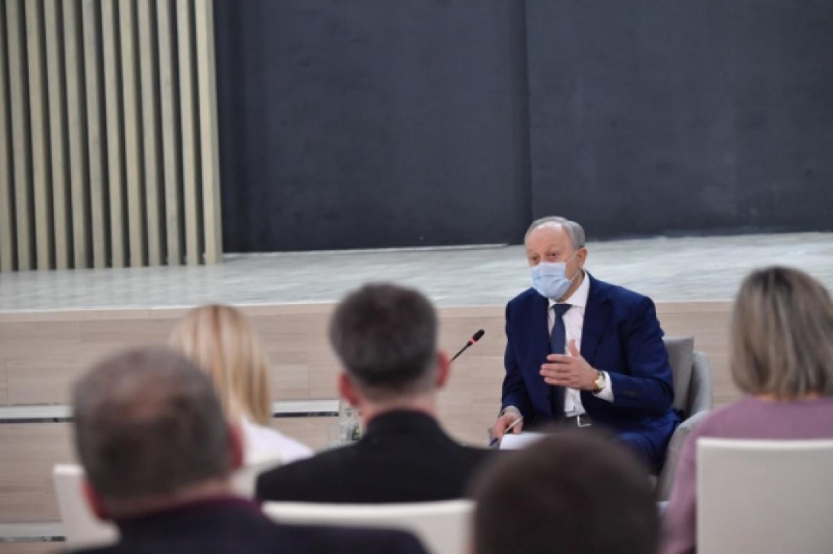 Валерий Радаев рассказал, как в регионе реализуется программа «Земский врач»