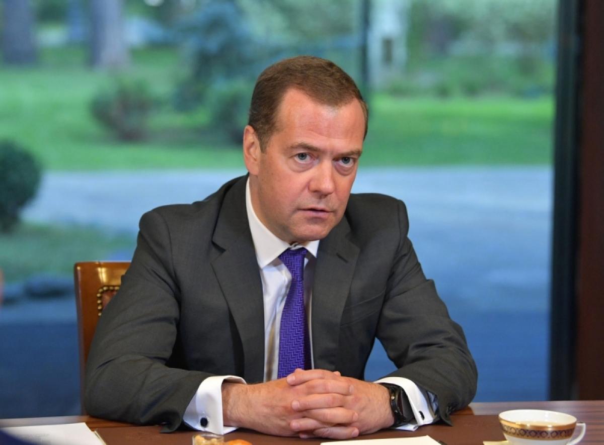 «Мастер пера»: Медведев напомнил растерянного Горбачева и усталого Ельцина