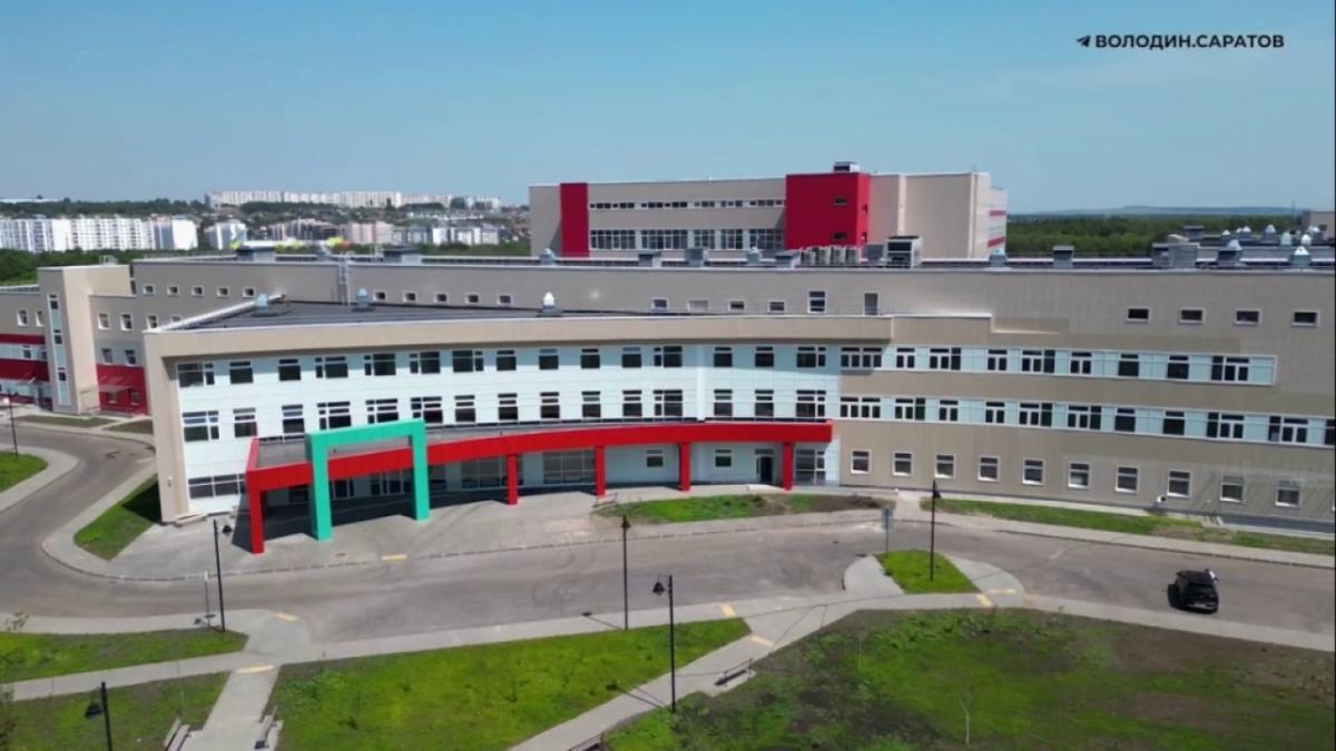 Володин призвал начать проектирование 2-й очереди онкоцентра в Саратове